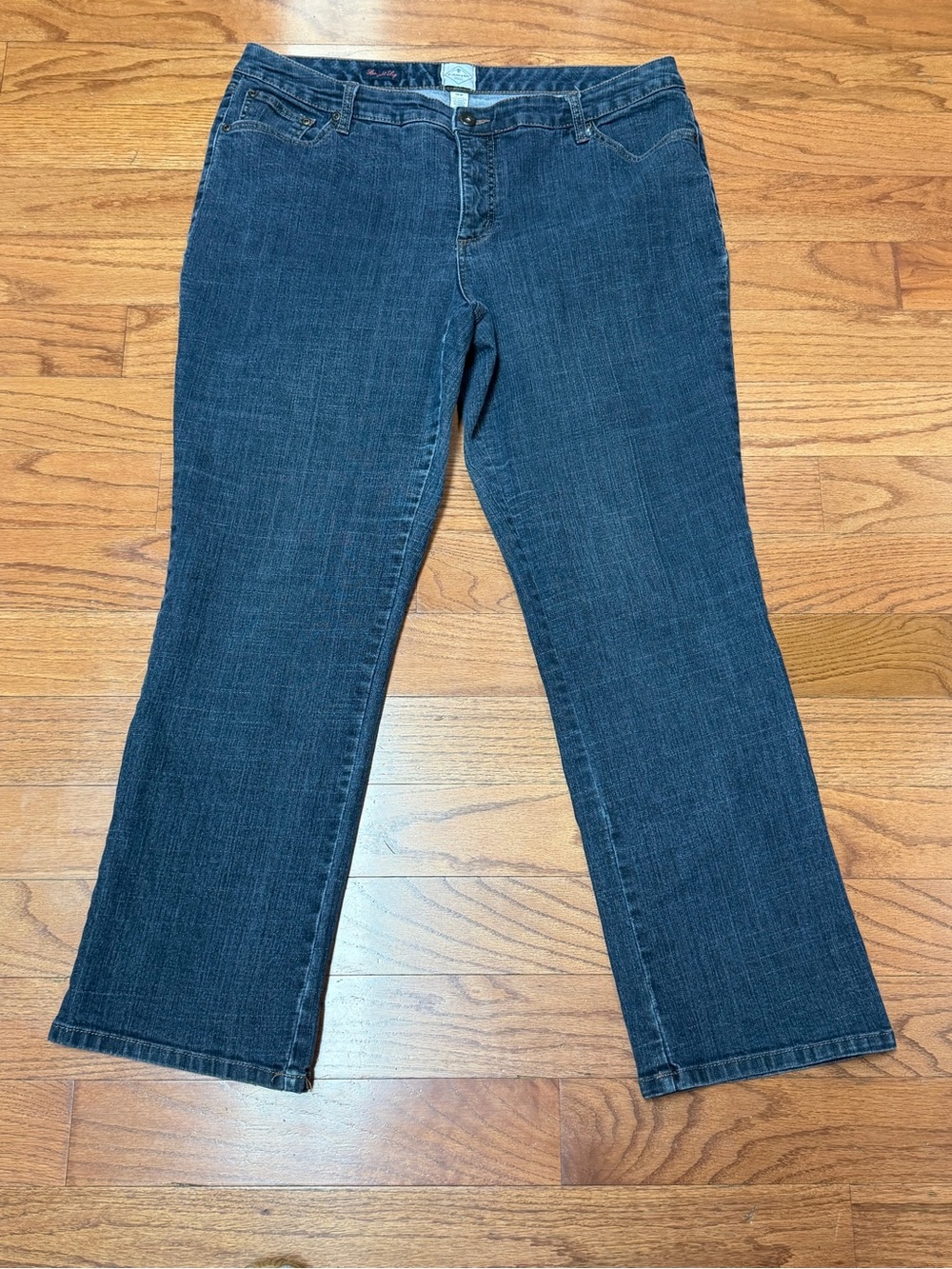 St. John’s Bay Women's Medium Wash Blue Straight-Leg Jeans Size 18W